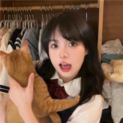 黄阿丽：单身女士